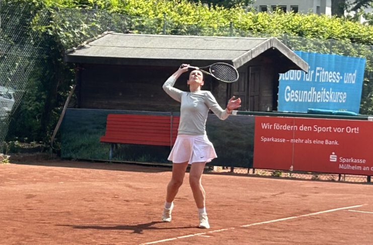 1. Damen: Wichtiger Sieg in Kahlenberg